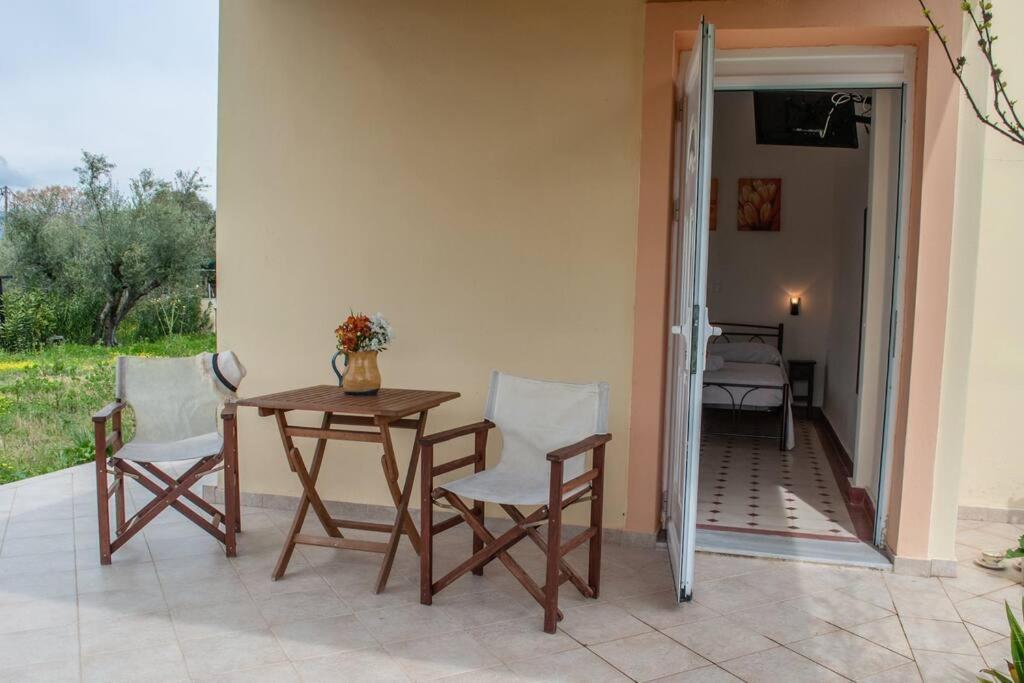Phyllida Guest House - A2 زاخارو المظهر الخارجي الصورة